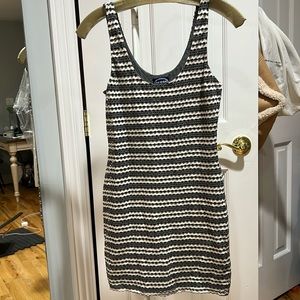 Scoop nyc dress- white and grey. Super comfy and form fitting
